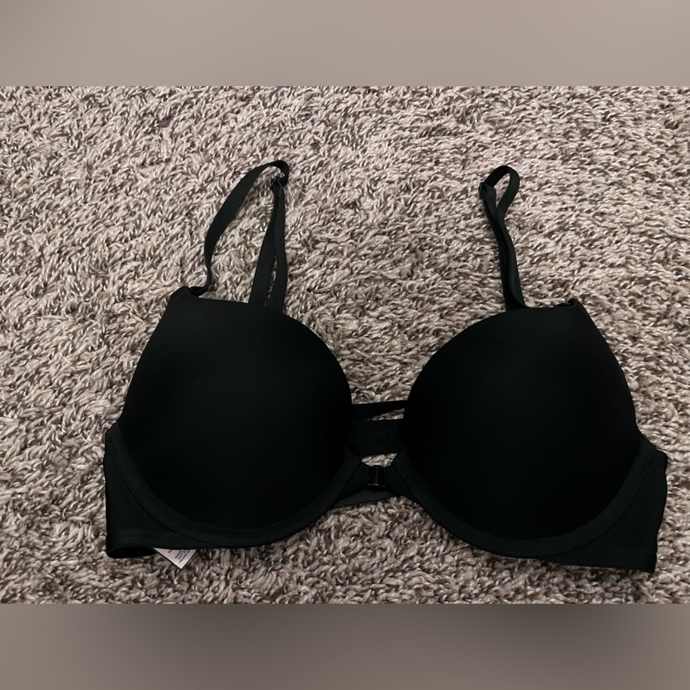 VS front-clasp three strap back bra 32C